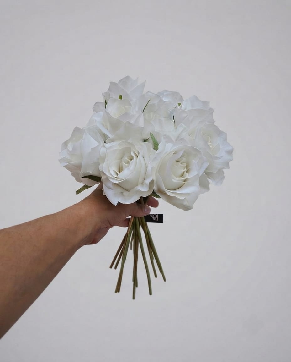 Ramo de 13 rosas artificiales Blancas