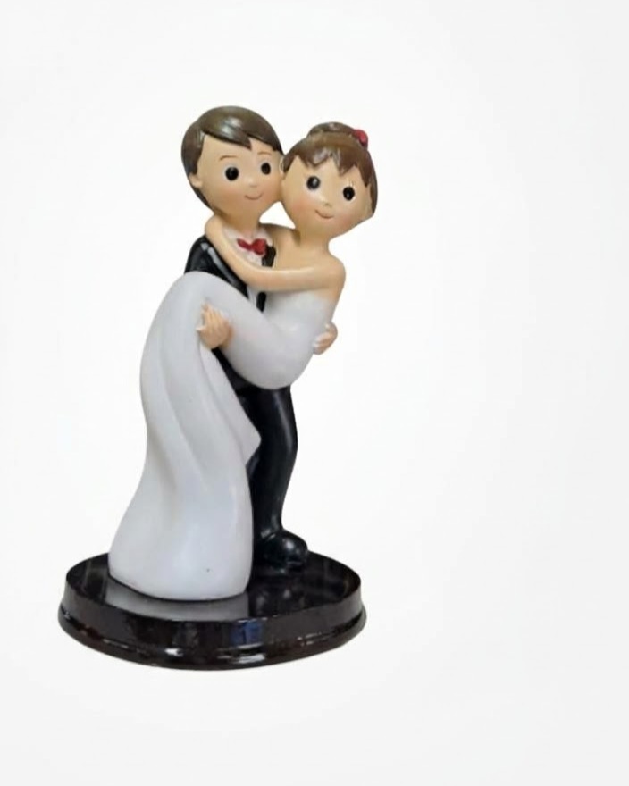 Figura de Novios "Novia en Brazos" - Imagen 3