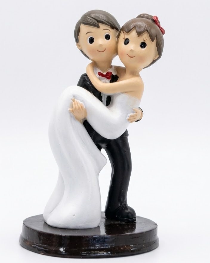 Figura de Novios «Novia en Brazos»